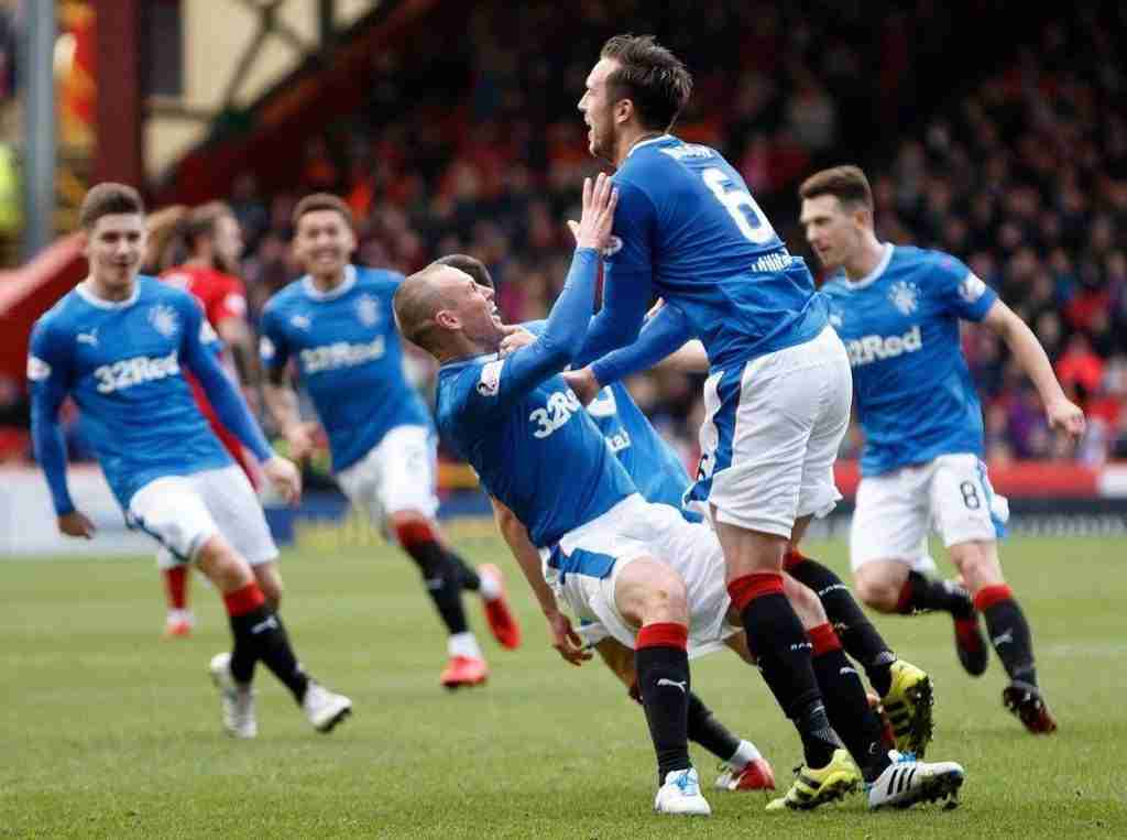 danny wilson with the gers opener 39370841445 o